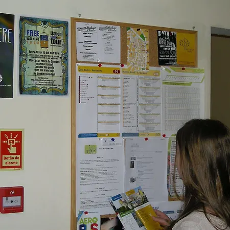Hostel B.a.